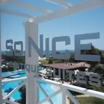 Hotel So