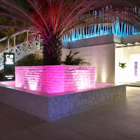 So Hotel 4*