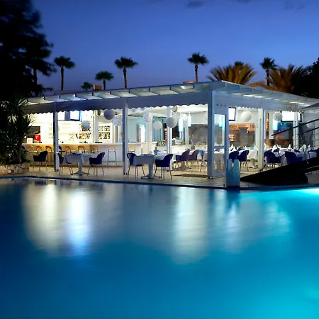 So Hotel