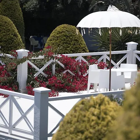 فندق So أيا نابا