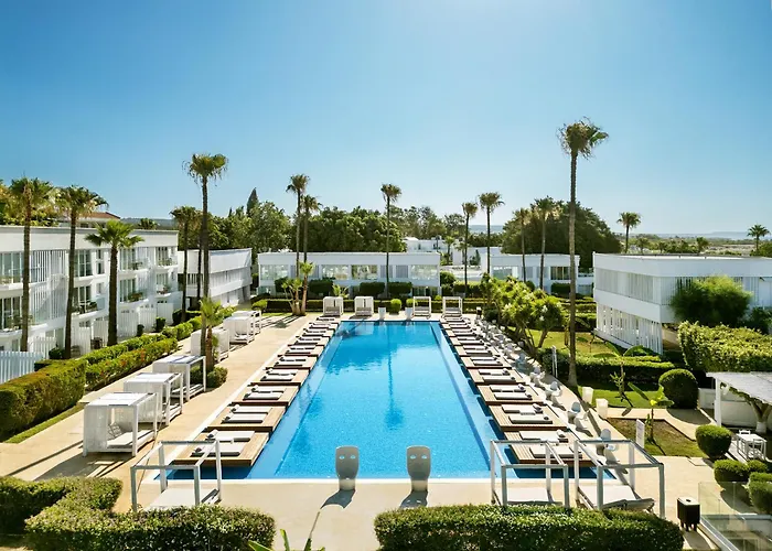 Hotel So 4*